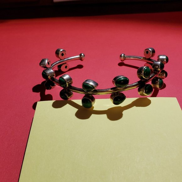 Vintage Handmade Malachite Bracelet - Picture 2 of 4